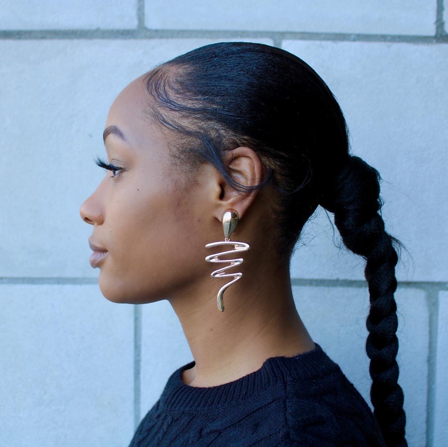 Your Fave Gold Earrings - Efféminé Face Fear